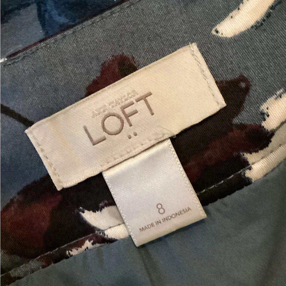 NEVER WORN LOFT 100% COTTON LINED PENCIL SKIRT BEAUTIFUL BLUE FLORAL 8